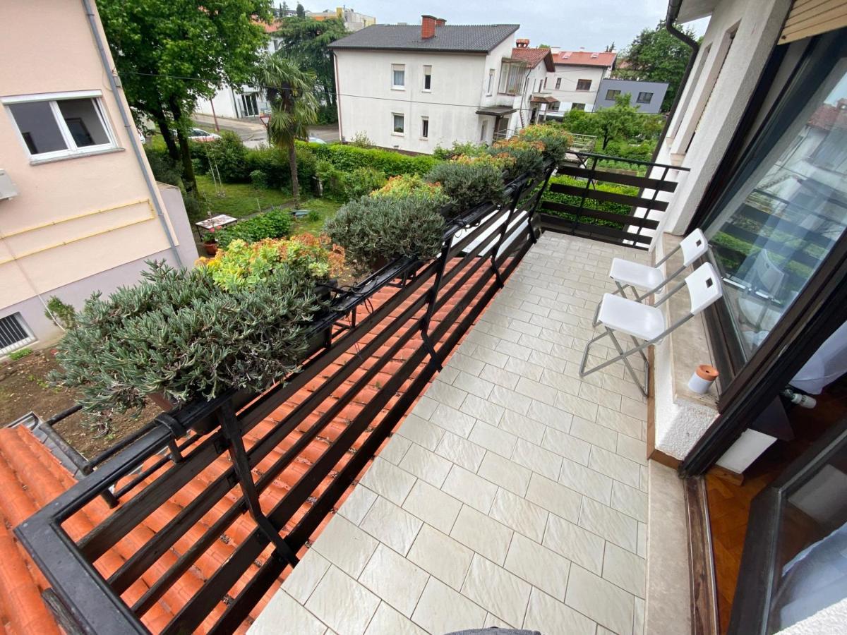 Apartma Magnolija Nova Gorica Exteriér fotografie